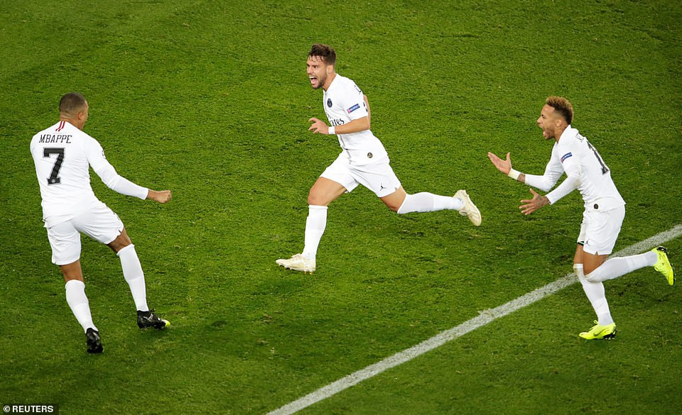 ...khi Juan Bernat ghi bàn thắng mở tỷ số cho trận cho trận ở phút 13.