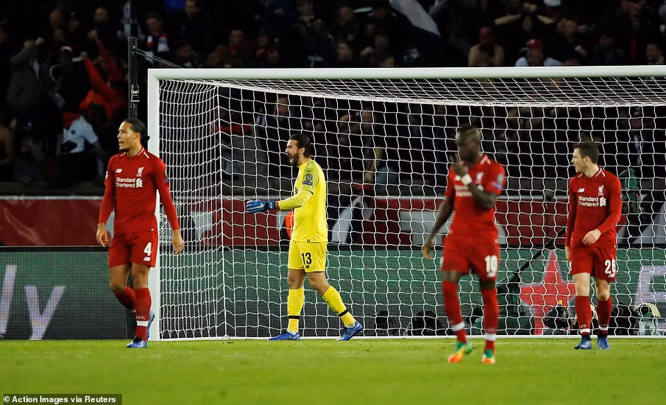 Thất bại mày khiến Liverpool tụt xướng thứ 3 bảng C với 6 điểm và buộc phải thắng Napoli mới giành vé đi tiếp.
