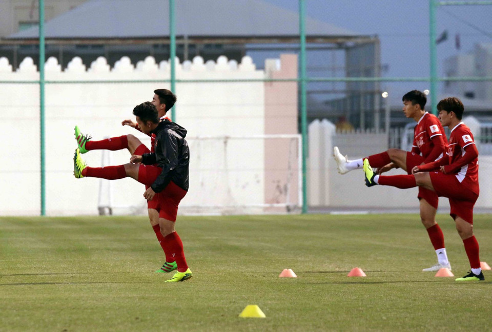 Các cầu thủ rất nỗ lực tập luyện trước cuộc chạm trán với Philippines. (Nguồn: VFF)