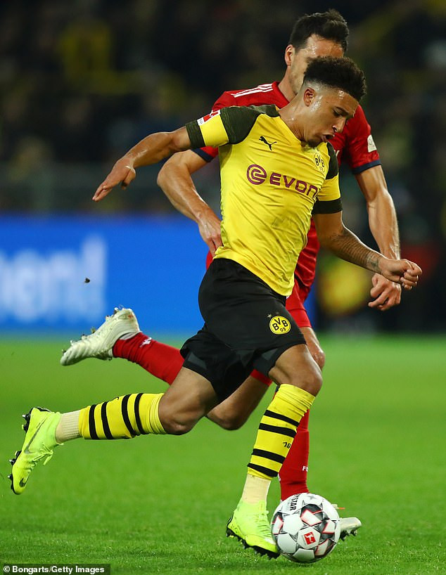 Bàn thắng của chân sút người Ba Lan khiến cho trận đấu trở nên hấp dẫn và kịch tính hơn.