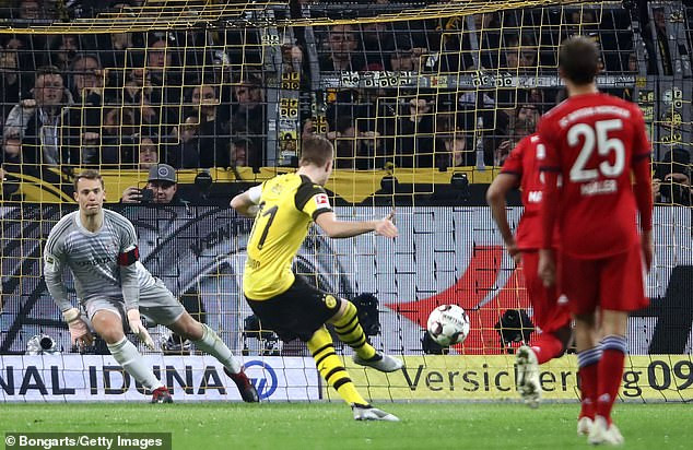 Trên chấm 11m, thủ quân của Dortmund không bỏ lỡ cơ hội để gỡ hòa...