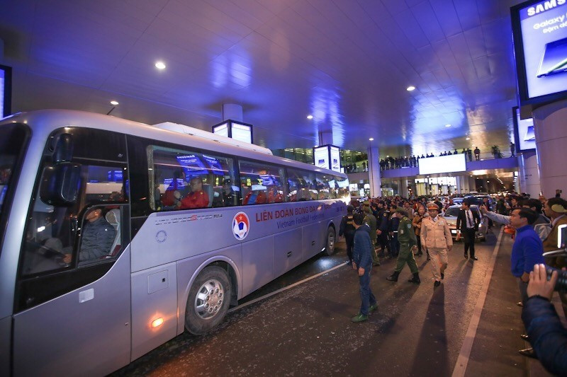 Tất cả đang chờ đợi đội tuyển sẽ tái lập thành tích vô địch AFF Cup như 10 năm về trước. (Ảnh: Trọng Đạt/TTXVN)