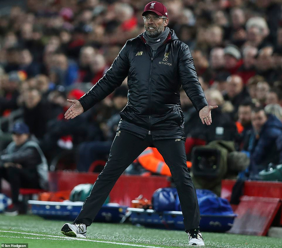 Chiến thắng này giúp cho đoàn quân của Juergen Klopp leo lên ngôi đầu bảng C.