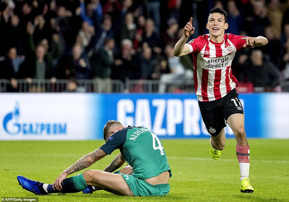 Ở bảng B, Hirving Lozano đã đưa PSV vượt lên dẫn trước Tottenham ở phút 30 của trận đấu.