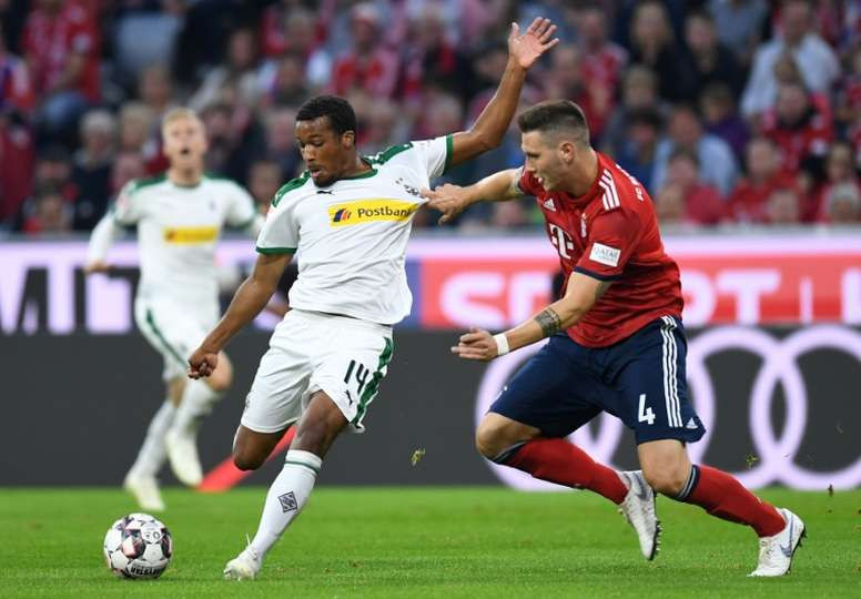 Trái ngược với Bayern, Monchengladbach thi đấu bùng nổ và có bàn mở tỷ số ở ngay phút thứ 10 của Alassane Plea. (Nguồn: AP)