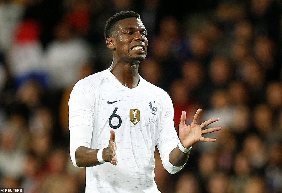 Trái ngược Iceland, các cầu thủ đội tuyển Pháp...