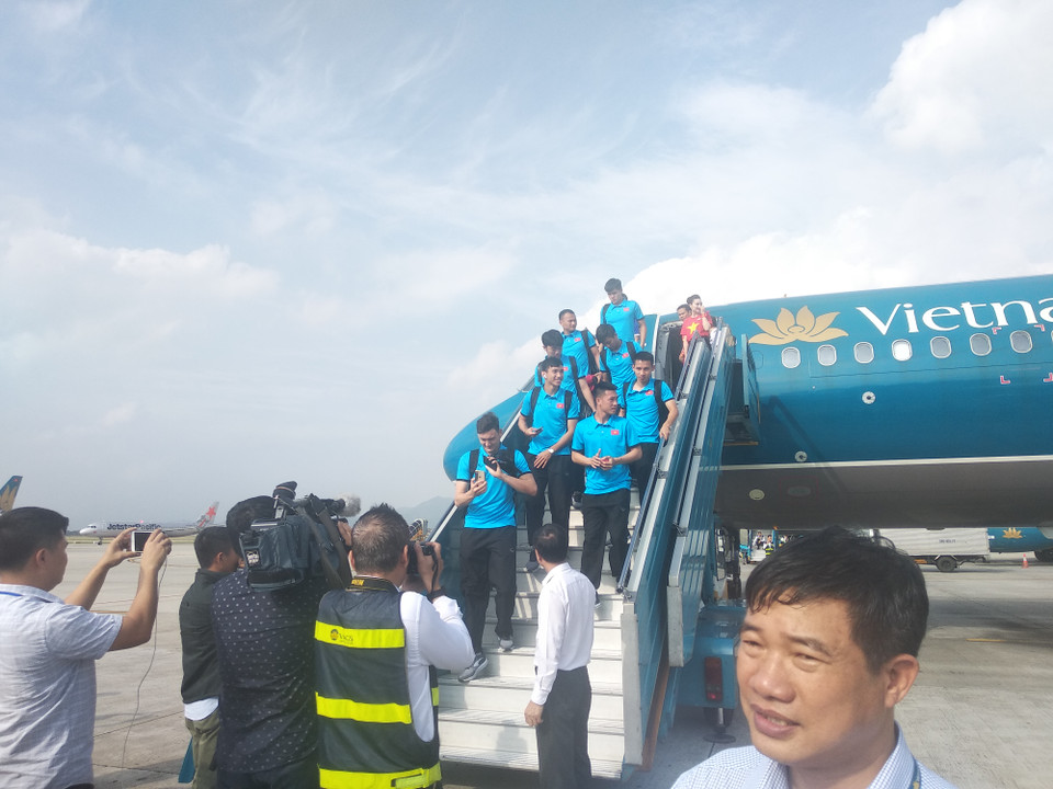 Đội tuyển đang nhận được sự quan tâm rất lớn của báo chí và người hâm mộ. (Ảnh: Việt Nam+)