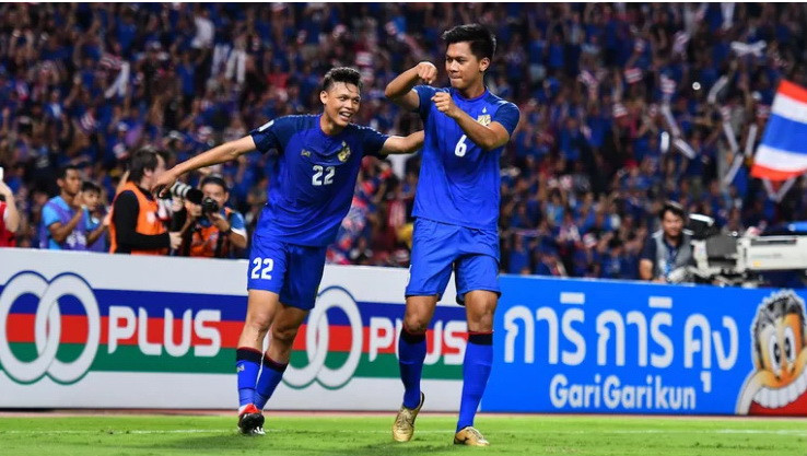 Pansa Hemviboon (Thái Lan, số 6).