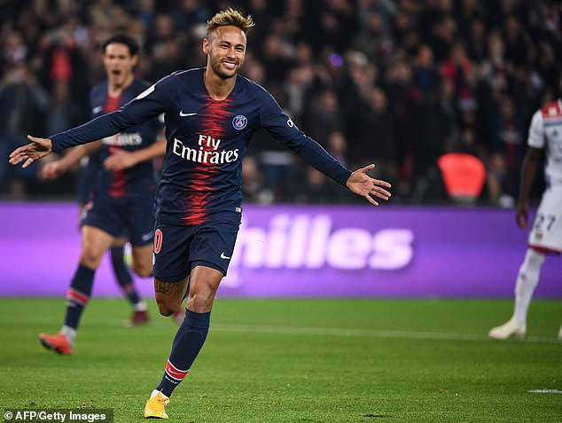 Neymar có 8 bàn trong 8 trận đã đấu...