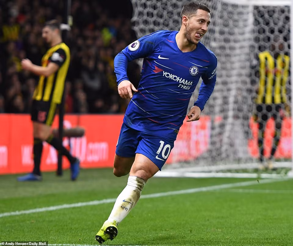 Còn tại Vicarage Road, Eden Hazard đã sắm vai người hùng giúp Chelsea thắng 2-1.