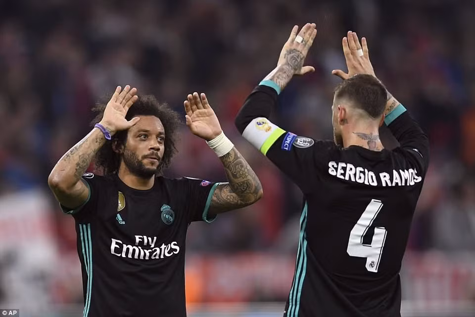 Real bản lĩnh, lạnh lùng nhưng cũng gặp nhiều thuận lợi trong chiến thắng trước Bayern Munich.