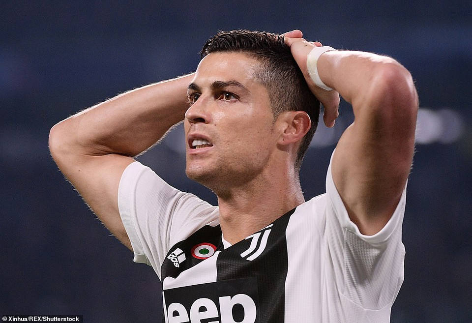 Ronaldo xếp thứ 2 trong cuộc bình chọn.