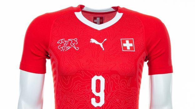 Áo đấu đội tuyển Thụy Sĩ - bảng E.