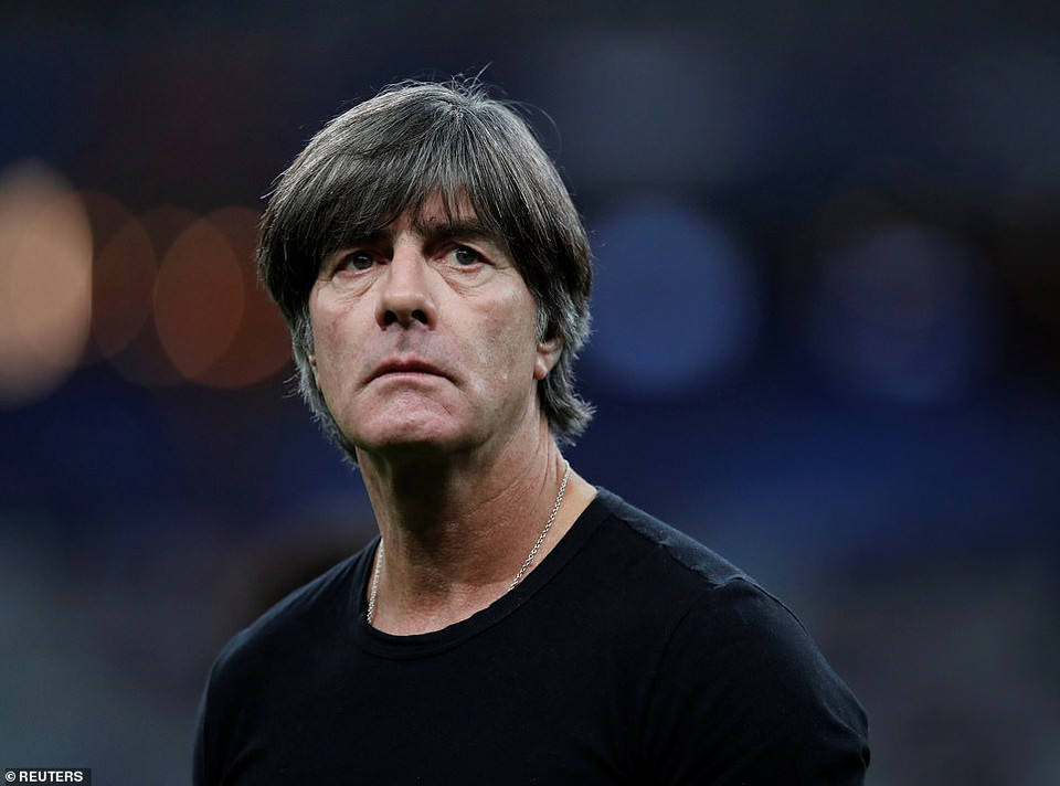 Thất bại liên tiếp khiến ngày Joachim Loew phải rời chiếc ghế huấn luyện viên tuyển Đức ngày càng gần hơn bao giờ hết.