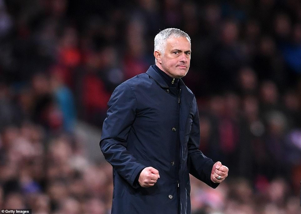 Chiến thắng này giúp cho chiếc ghế của Jose Mourinho đỡ lung lay hơn sau khi có tin đồn ông sẽ bị sa thải.