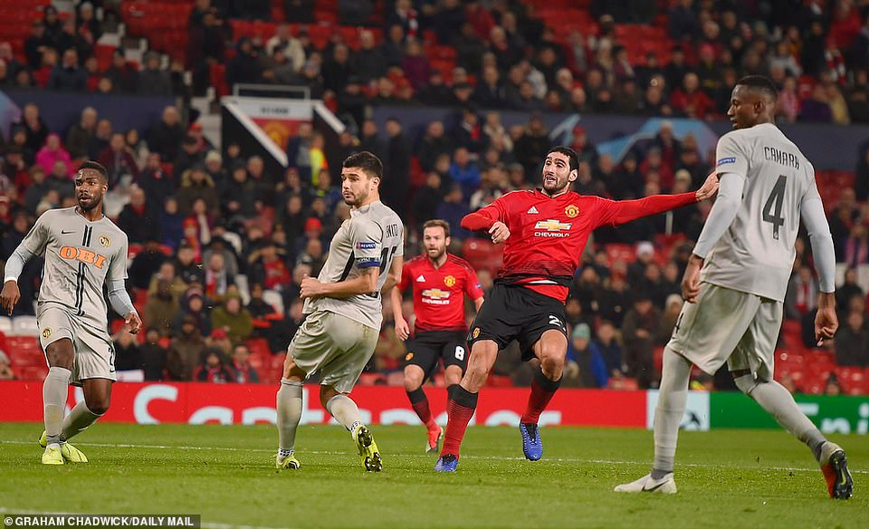 ...để giúp Manchester United giành chiến thắng 1-0, giành vé đi tiếp.