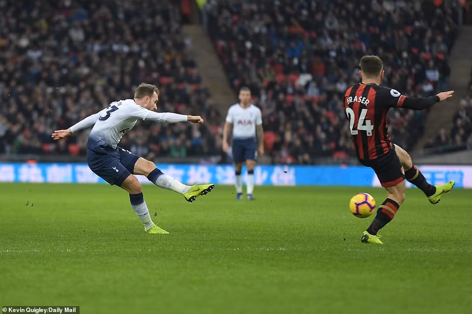 Ở loạt trận rạng sáng 27/12, Tottenham tiếp tục thăng hoa...