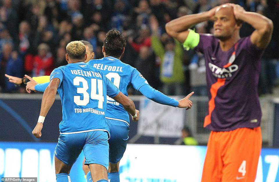 Ở bảng F, Man City tưởng chừng sẽ phải nhận trận thua thứ 2 khi để cho Hoffenheim dẫn trước 1-0 ngay phút đầu tiên do công Ishak Belfodil.