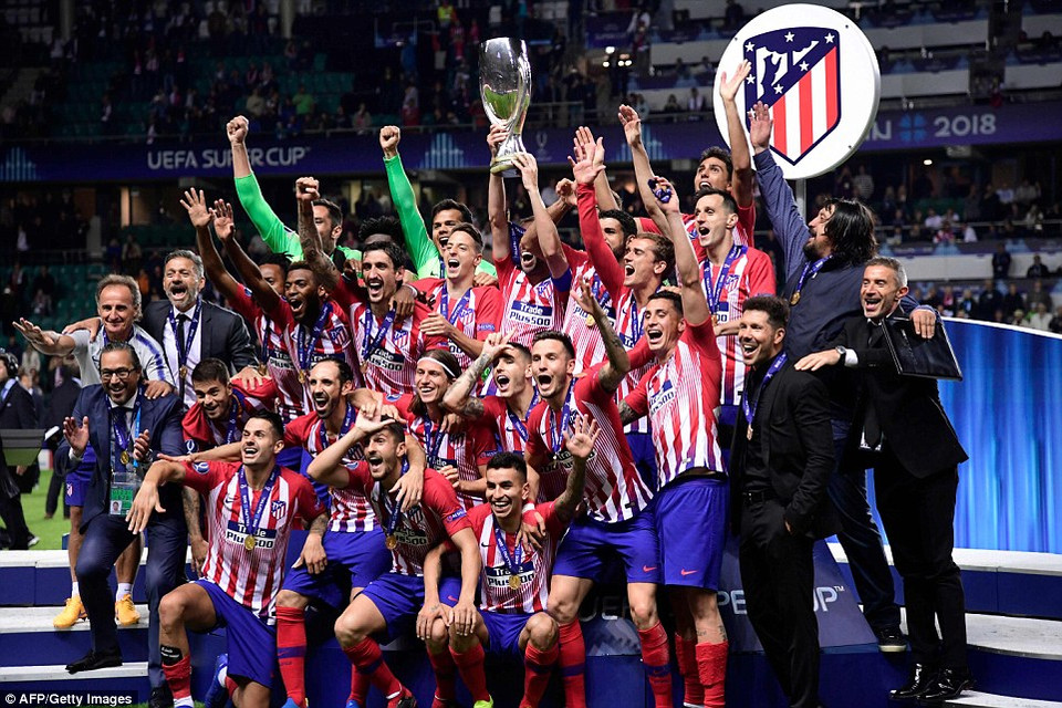 ...để mang chiếc Siêu cúp về cho Atletico Madrid.