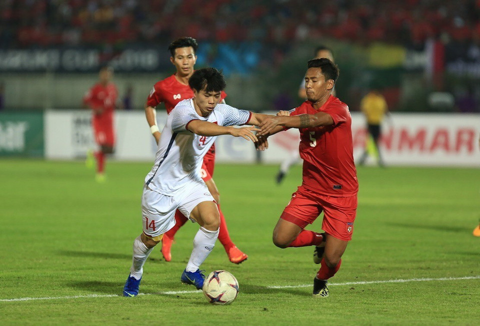 Công Phượng đi bóng. (Ảnh: Trọng Đạt/TTXVN)