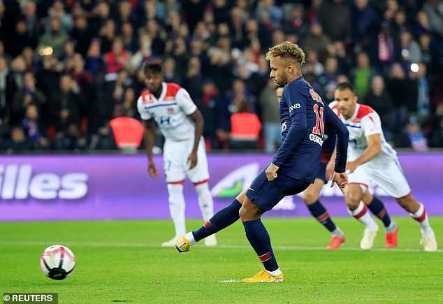 Ngôi sao người Brazil chính là cầu thủ ghi bàn mở tỷ số cho PSG từ chấm 11m trong hiệp 1.