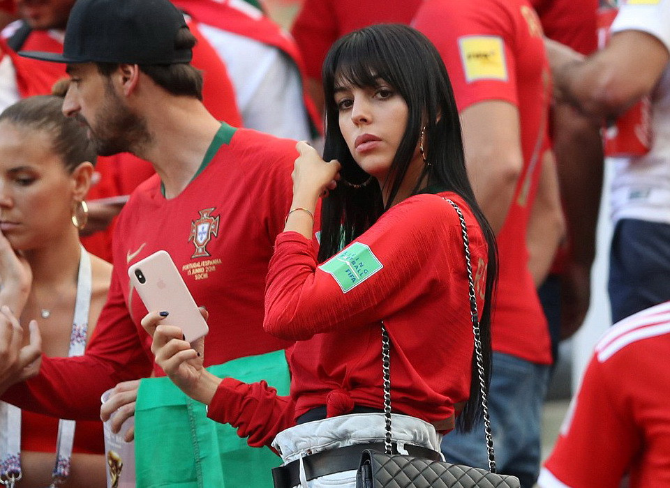 Georgina Rodriguez, cô bạn gái xinh đẹp người Tây BanNha của Cristiano Ronaldo.