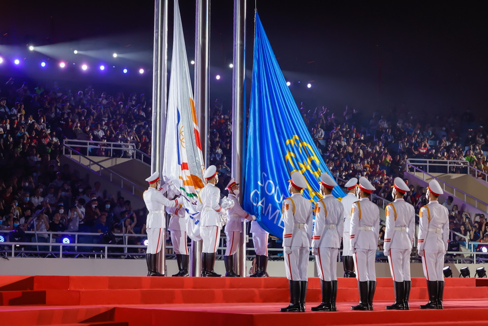 Lễ thượng cờ Liên đoàn Thể thao Đông Nam Á và cờ SEA Games. (Ảnh: Ngô Trần Hải An/Vietnam+)