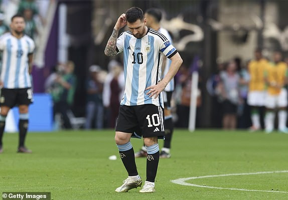 Messi thẫn thờ khi đội nhà thua cuộc. (Nguồn: Getty Images)
