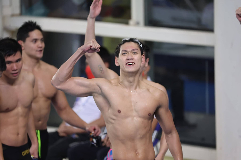 ...khi về nhất nội dung 4x200m bơi tiếp sức tự do nam. (Ảnh: Hải An/Vietnam+)