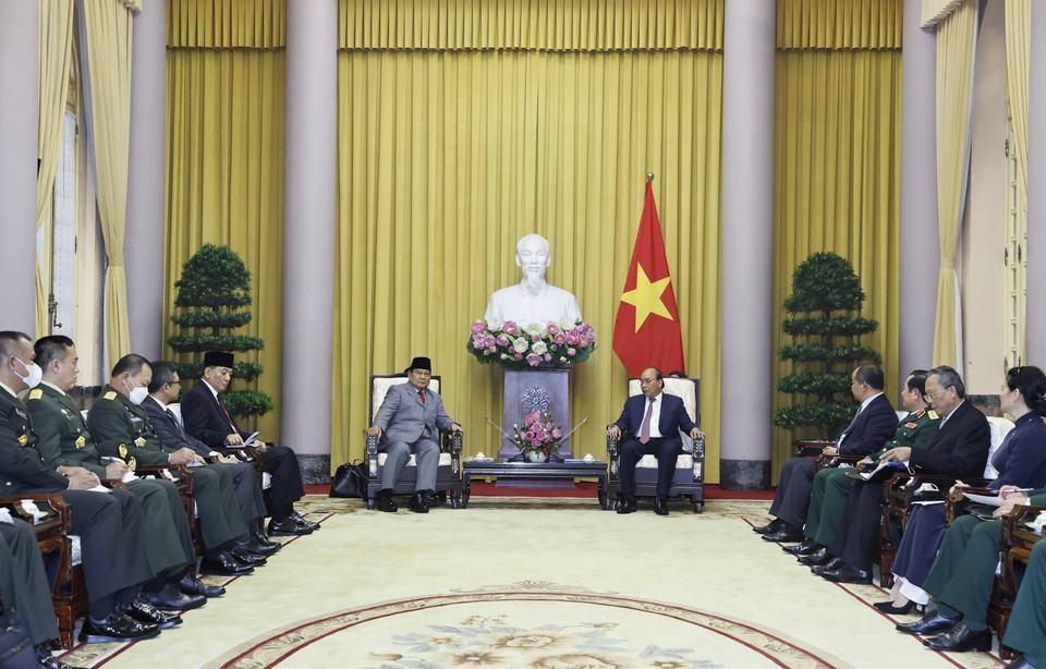 Chủ tịch nước Nguyễn Xuân Phúc tiếp Bộ trưởng Bộ Quốc phòng Indonesia. (Ảnh: Thống Nhất/TTXVN)