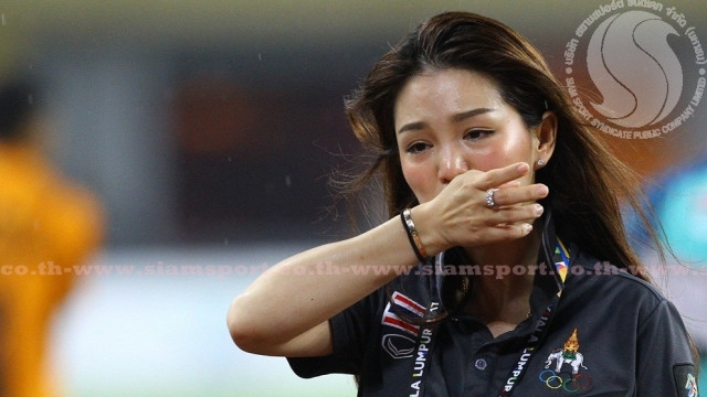 Nữ trưởng đoàn xinh đẹp Watanya Wongopasi. (Nguồn: siamsport.co.th)