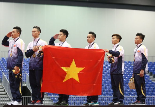 Đồng đội nam -HCV Thể dục dụng cụ.