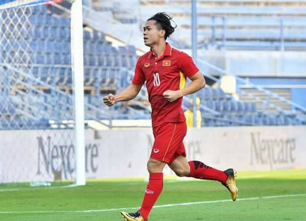 Chưa đầy 15 phút sau, hân sút đáng chơi cho Hoàng Anh Gia Lai đã hoàn tất cú đúp.