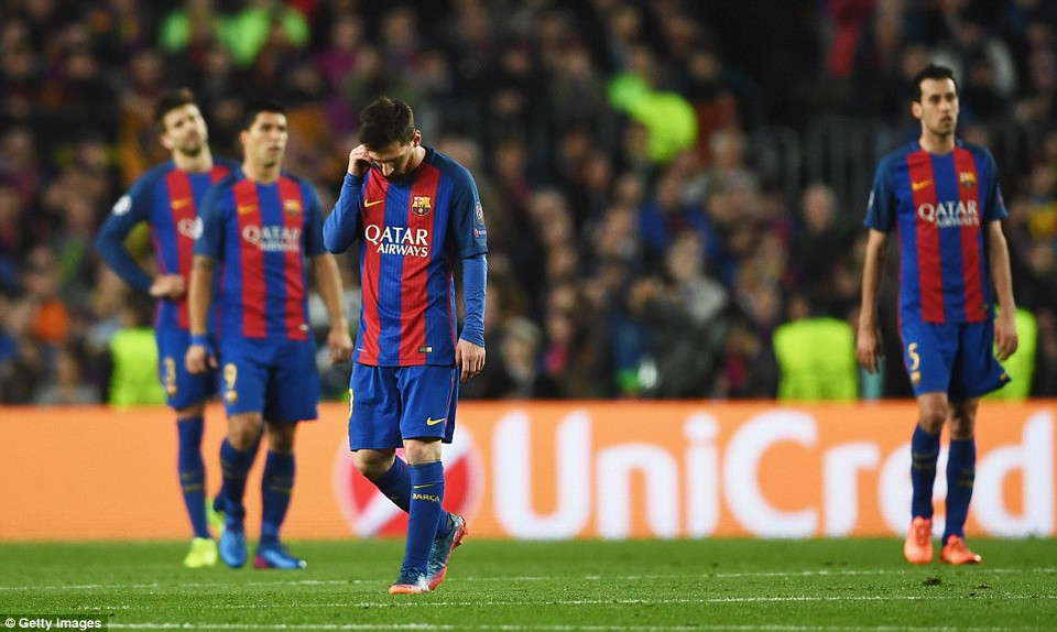 Bàn thắng của Cavani khiến Barcelona lo lắng bởi họ phải ghi thêm 3 bàn nữa mới giành vé đi tiếp. (Nguồn: Getty Images)