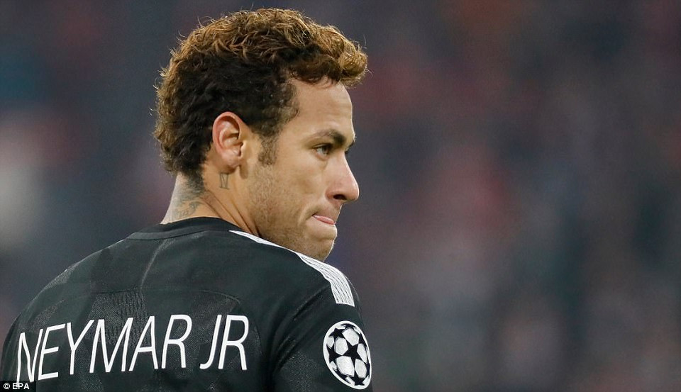 Trong khi đó Neymar và đồng đội ở PSG cũng có thể phải gặp khó khăn khi mà đối thủ tiềm tàng là Real Madrid, Juventus.