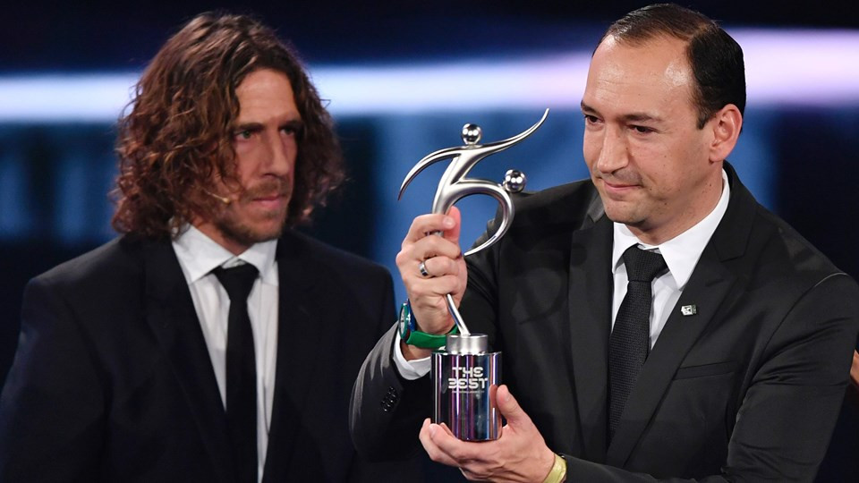 Atletico Nacional đã giành giải Fair Play ​sau khi​ quyết định nhường chức vô địch Copa Sudamericana cho Chapecoense, đội bóng Brazil đã gặp thảm họa máy bay tại Colombia. (Nguồn: Getty Images)