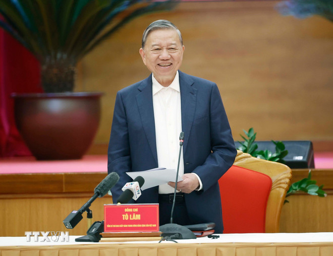 Tổng Bí thư và Thủ tướng làm việc với Tỉnh ủy Quảng Ninh ttxvn-tong-bi-thu-to-lam-lam-viec-voi-ban-chap-hanh-dang-bo-tinh-quang-ninh-4-resize.jpg