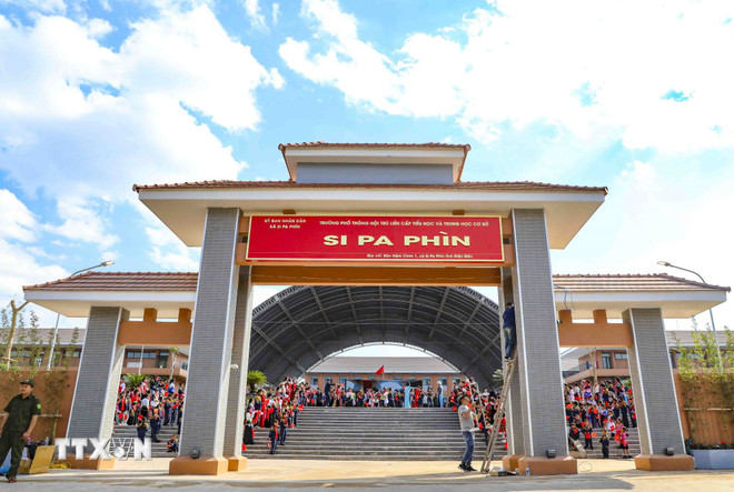 ttxvn-truong-noi-tru-lien-cap.jpg