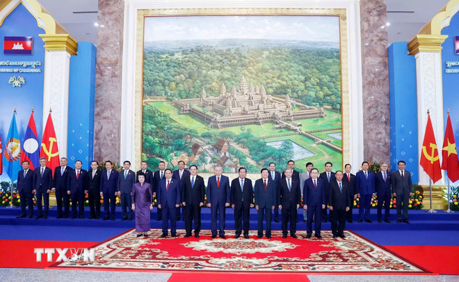 ttxvn-cuoc-gap-cap-cao-giua-3-dang-dang-nhan-dan-campuchia-dang-cong-san-viet-nam-va-dang-nhan-dan-cach-mang-lao-1.jpg