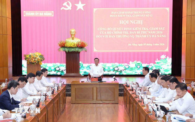 ttxvn-cong-bo-quyet-dinh-kiem-tra-giam-sat-voi-ban-thuong-vu-thanh-uy-da-nang-2.jpg