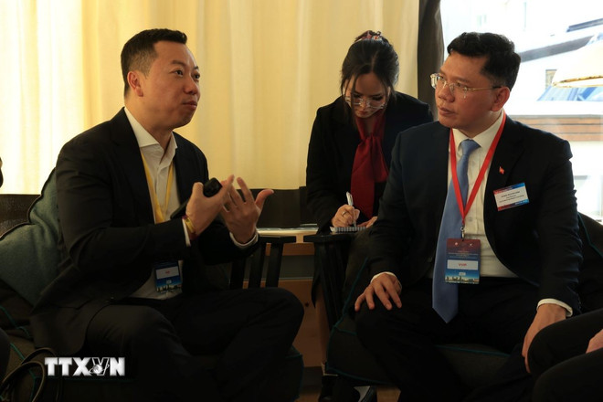 ttxvn-su-kien-ve-trung-tam-tai-chinh-quoc-te-cua-viet-nam-tai-davos-2.jpg