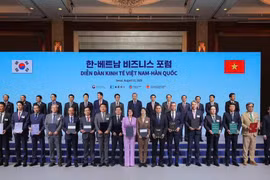 NIC đã ký thỏa thuận hợp tác chiến lược với Quỹ đầu tư Nextrans và Viện Tăng trưởng xanh toàn cầu. (Ảnh: NIC/Vietnam+)