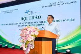Thứ trưởng Bộ Tài chính Nguyễn Đức Chi cho biết Bộ Tài chính đã triển khai xây dựng hồ sơ dự án Luật và tổ chức lấy ý kiến rộng rãi. (Ảnh: UBCKNN)