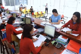 Kho bạc Nhà nước đẩy mạnh chuyển đổi số trong thanh toán ngân sách. (Ảnh: Vietnam+)