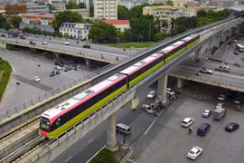 Vốn đầu tư thực hiện toàn xã hội trong chín tháng của năm 2025. Theo đó, tổng mức ước đạt 2,7 triệu tỷ đồng, tăng 11,6% so với cùng kỳ năm trước, cao hơn đáng kể so với mức tăng 7% của cùng kỳ năm 2024. (Ảnh: Vietnam+)