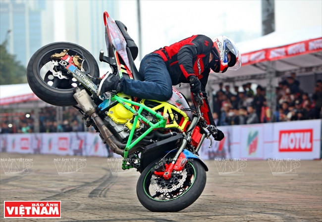 Những màn trình diễn của giám khảo đã thực sự làm mãn nhãn những khán giả Hà Nội.