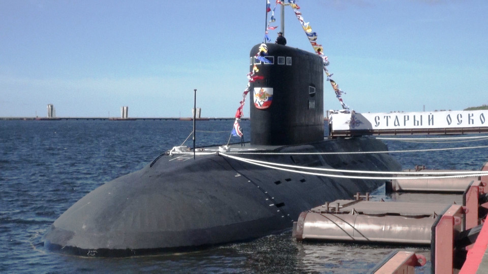 Tàu ngầm diesel-điện Stary Oskol (Dự án 636 lớp Varshavyanka). (Ảnh: Duy Trinh/Vietnam+)
