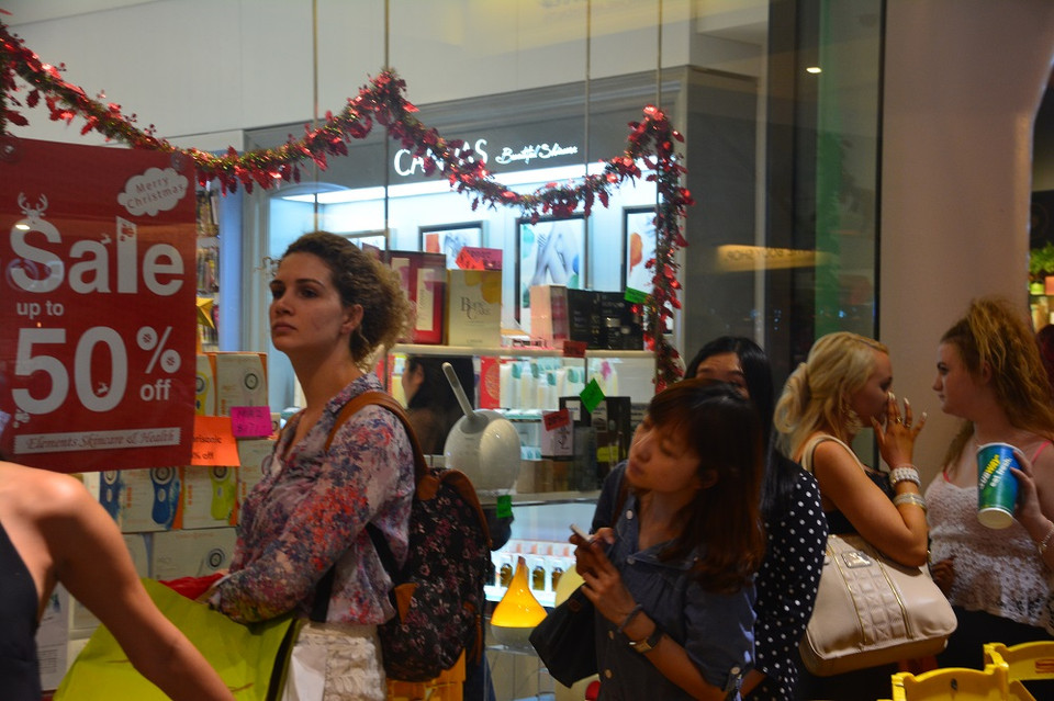  Ước tính “các tín đồ shopping” trên 14 tuổi tại Australia sẽ tiêu khoảng 850 AUD/ người trong dịp khuyến mãi năm nay. (Ảnh: Võ Giang)