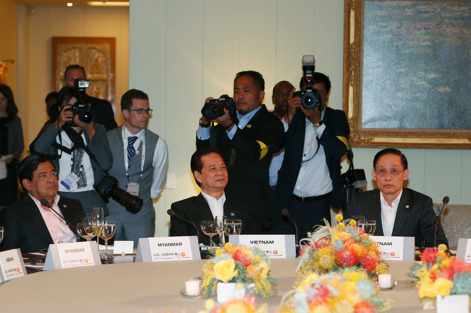 Thủ tướng Chính phủ Nguyễn Tấn Dũng dự ăn tối và thảo luận về Viễn cảnh chiến lược khu vực. (Ảnh: Thống Nhất/TTXVN)