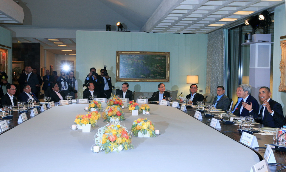 Thủ tướng Chính phủ Nguyễn Tấn Dũng dự ăn tối và thảo luận về Viễn cảnh chiến lược khu vực. (Ảnh: Thống Nhất/TTXVN)